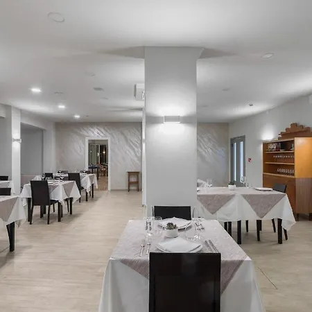 Miga Centro Hotell